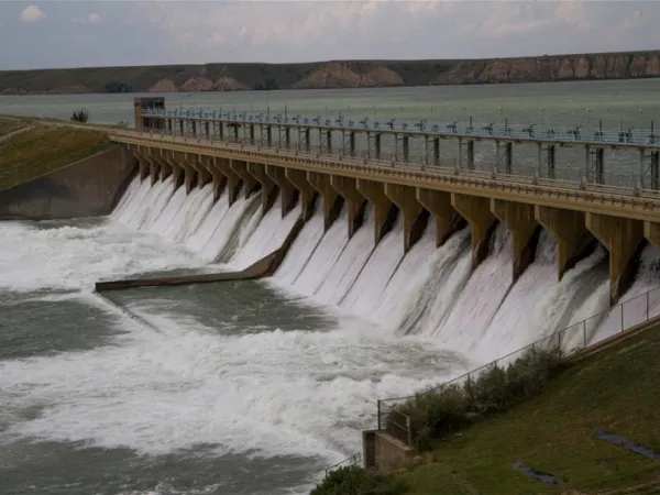 Bassano Dam